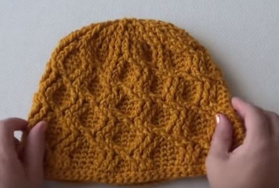 Crochet beanie with cable stitch 1