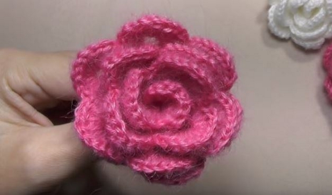Rose Crochet 1