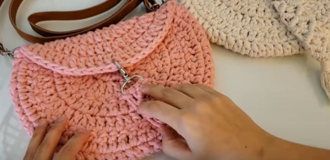 How to crochet a crossbody bag 3