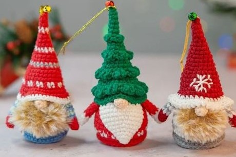 Crochet a Christmas Gnome 1